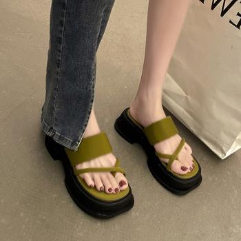 [芥末綠超顯白]涼鞋女款夏季2023年新款厚底方頭夾趾外穿人字拖鞋