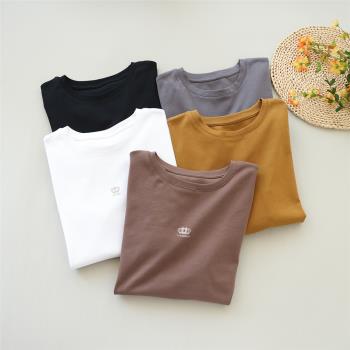 代勒夏季新品純色圓領短袖減齡刺繡正肩T恤簡約百搭氣質舒適上衣