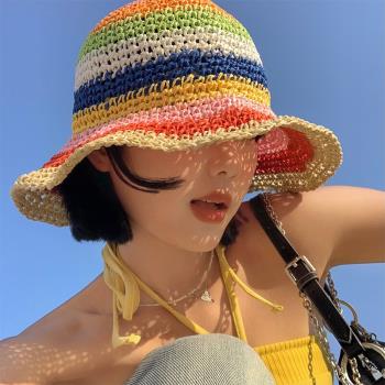泫雅風彩虹草編漁夫帽女夏季透氣遮陽防曬水桶帽韓版顯臉小草帽子