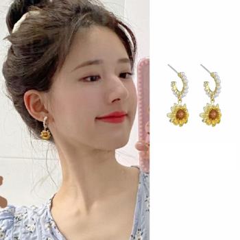 【Emi艾迷】趙露思同款甜美向陽珍珠花朵高級訂製款925銀針耳環