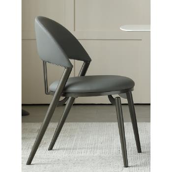 舒適輕奢椅子藝術家用靠背簡約現代極簡設計師創意北歐餐椅網紅椅