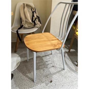 北歐奶油風餐椅實木家用餐桌椅現代簡約小戶型設計師椅子侘寂風椅