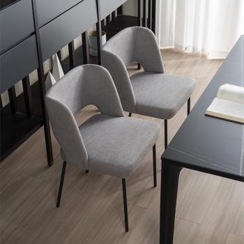北歐輕奢餐椅現代簡約家用高端設計師樣板房布藝椅子咖啡廳酒店椅