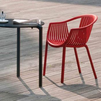 仿藤椅室外戶外藤編塑料餐廳椅簡約創意咖啡椅北歐設計師休閑椅子