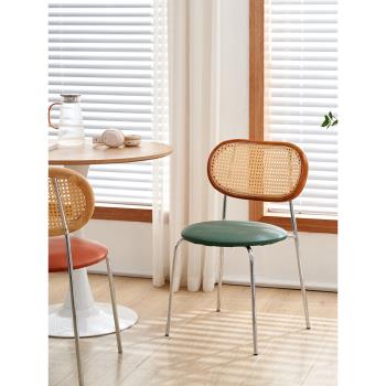 北歐設計師椅子中古實木靠背椅藤編餐椅家用舒適簡約現代休閑椅子