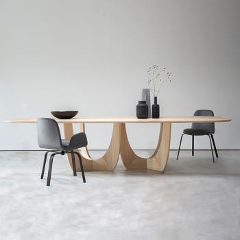 北歐實木設計師書桌簡約現代餐桌椅組合個性極簡長桌實木工作臺