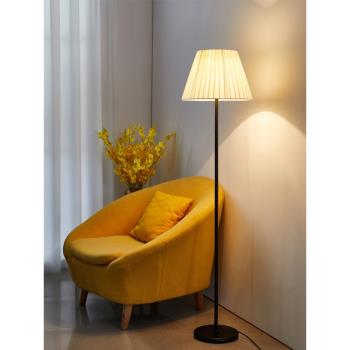 落地燈客廳沙發裝飾臥室床頭燈現代簡約LED北歐百褶立式落地臺燈