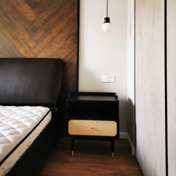 北歐實木床頭柜小戶型臥室抽屜藤編收納柜簡約現代客廳沙發邊角柜