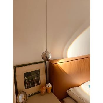 臥室床頭吊燈現代簡約網紅創意輕奢小吊燈北歐背景墻可升降吊線燈