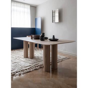 北歐全實木餐桌現代簡約小戶型飯桌原木長條洽談桌創意老板辦公桌