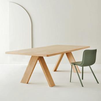 北歐簡約全實木餐桌椅組合原木辦公會議桌佗寂風客廳現代創意書桌