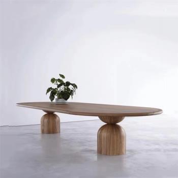 北歐現代簡約實木餐桌輕奢復古個性圓桌設計師創意辦公長桌工作臺