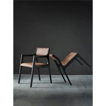 實木餐椅家用靠背餐廳洽談現代簡約輕奢意式極簡北歐扶手皮椅凳子