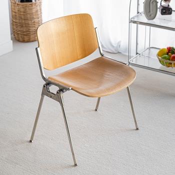 北歐中古包豪斯靠背餐椅實木舒適家用書桌凳簡約復古鐵藝創意椅子