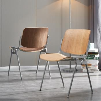 包豪斯餐椅實木靠背椅歐式鐵藝設計師復古椅子工業風中古實木餐椅