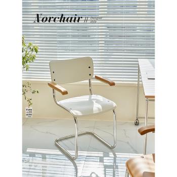 NORCHAIR輕奢復古馬鞍皮餐椅家用小戶型懸浮椅北歐設計師靠背椅子