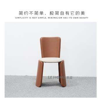 現代簡約網紅靠背椅子北歐風輕奢單人皮布餐椅極簡軟面科技布設計