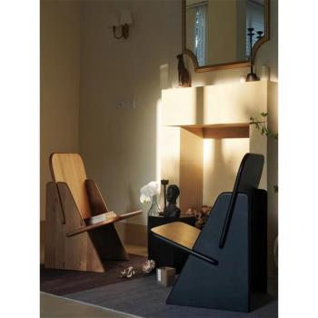 侘寂風北歐設計師單人休閑椅子樣板間實木沙發椅復刻橡木斜靠背椅