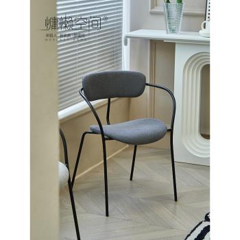 慵懶空間北歐餐椅家用網紅ins臥室梳妝椅現代簡約奶茶店靠背椅子