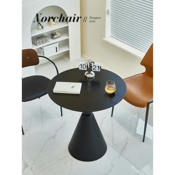 NORCHAIR北歐設計師餐桌家用小戶型洽談桌現代風輕奢餐廳吃飯桌子