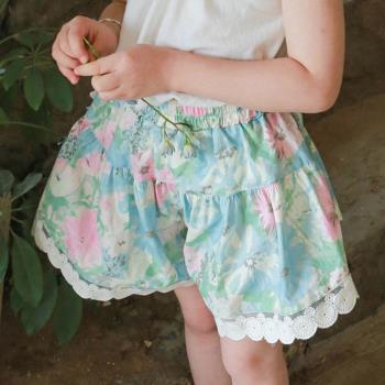 女童短褲夏款2023新款韓國童裝兒童女孩洋氣復古花朵蕾絲邊褲裙