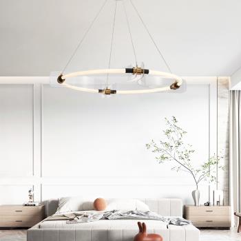 客廳吊燈新款極簡設計感LED后現代簡約創意服裝樣板間高端臥室燈