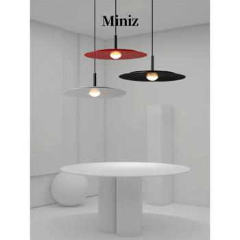 北歐現代設計師意大利簡約創意餐廳紅色吧臺LED臥室床頭飛碟吊燈
