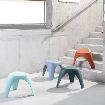 北歐時尚矮凳簡約省空間ins網紅椅子家用創意圓換鞋凳兒童小凳子