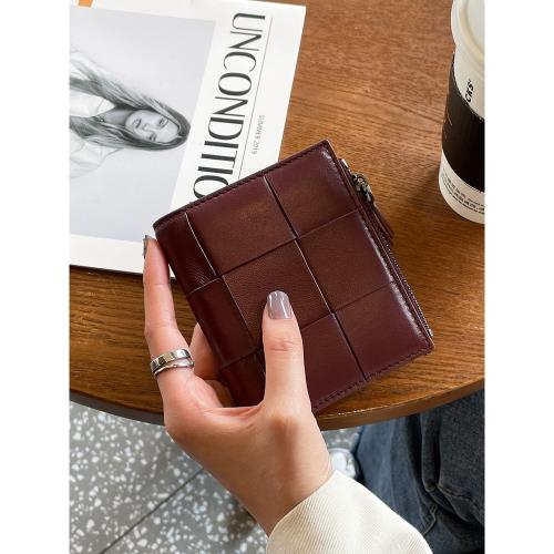 2025新款錢包女士真皮短款羊皮時尚編織錢夾薄款兩折大容量皮夾