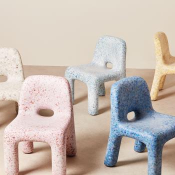 設計師兒童小椅子 網紅ins家用靠背矮凳北歐幼兒園寶寶塑料小板凳