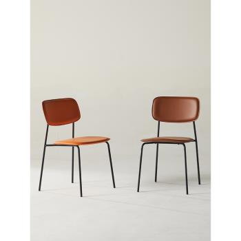北歐網紅餐椅家用現代簡約靠背單人椅咖啡廳疊放皮藝輕奢休閑椅子