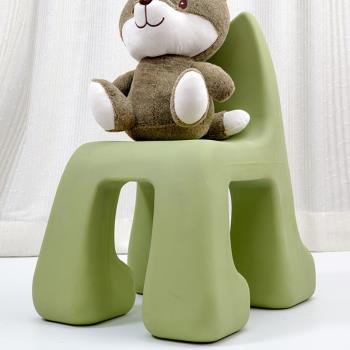 北歐兒童椅PE塑料寶寶創意狐貍小怪獸造型椅子幼兒園卡通可愛板凳