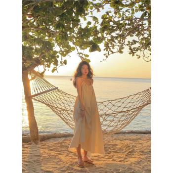 泰國度假連衣裙氛圍感三亞海邊拍照沙灘長裙云南洱海吊帶長裙超仙
