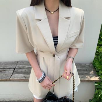 韓國chic東大門夏季新款西服腰帶調節系扣休閑氣質OL西裝短䄂外套