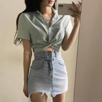韓國chic夏季法式小眾設計感上衣翻領高腰扭結顯瘦露臍短款襯衫女