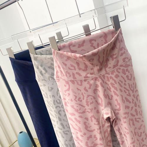 網紅同款瑜伽褲女高腰提臀豹紋網紅鯊魚打底褲無尷尬線速干運動褲