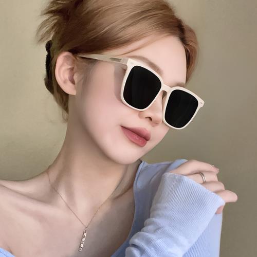 白色墨鏡女高級感ins夏海邊防紫外線網紅眼鏡偏光太陽鏡男款顯瘦