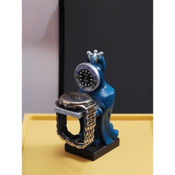 創意綠水鬼手表架托手表支架太空人展示臺托架擺件手表收納置物架