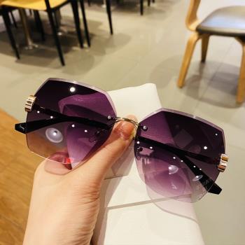 墨鏡女高級感太陽鏡夏2022年新款時尚防紫外線顯臉小眼鏡網紅同款