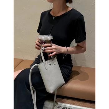 2023新款洋氣真皮小包包迷你手提包女式單肩斜挎包網紅精緻手機包