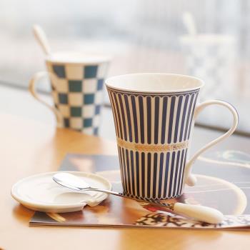 創意陶瓷杯子帶蓋勺歐式咖啡杯牛奶早餐茶杯馬克杯情侶家用喝水杯