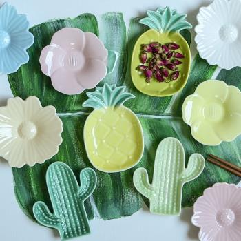 北歐陶瓷味碟花朵創意小碟子菠蘿醋碟咸菜碟子家用小菜個性調料碟