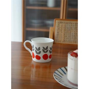 然而家 北歐波點馬克杯可愛陶瓷骨瓷漱口水杯早餐牛奶掛耳咖啡杯