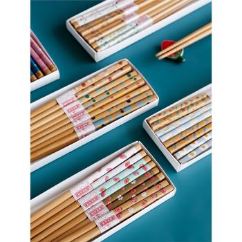 可愛網紅8雙廚房禮盒裝竹木筷子