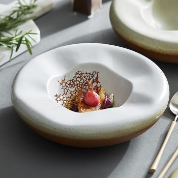 北歐創意陶瓷菜盤西餐盤高級酒店餐廳儀式感餐具家用粗陶異形盤子