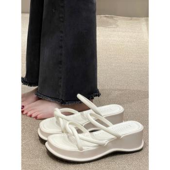 拖鞋女外穿2023年夏季新款法式仙女風松糕厚底防滑時尚羅馬涼拖鞋