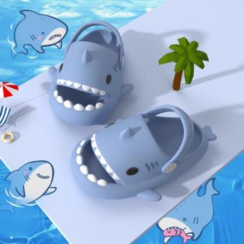 立體兒童鯊魚洞洞鞋夏家用寶寶防滑厚底涼鞋可愛卡通軟底小孩拖鞋