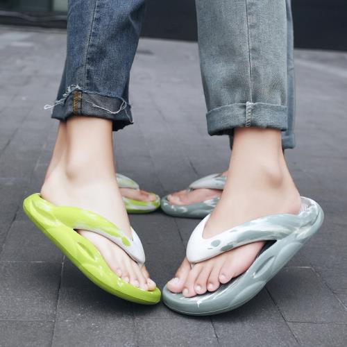 人字拖女外穿夾趾防滑厚底家居情侶沙灘鞋拖男夏天踩屎感女孩拖鞋