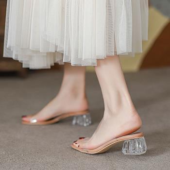 粗跟透明涼鞋女夏季2023新款水晶高跟鞋真皮淑女中跟外穿涼拖鞋女