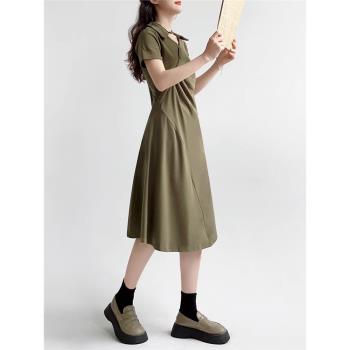120斤的大楊 法式小眾連衣裙2023女新款設計感polo領斜扣顯瘦裙子